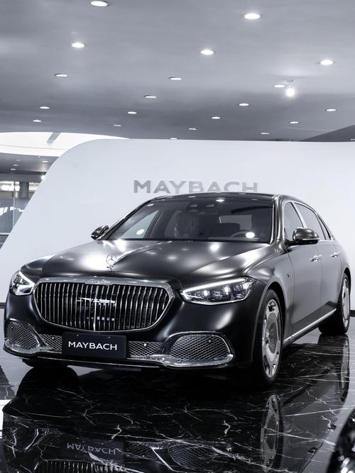 深圳10岚图汽车的售后服务让用户无忧出行，迈巴赫未来的豪华车趋势